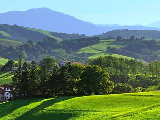 Camping familial en pleine nature