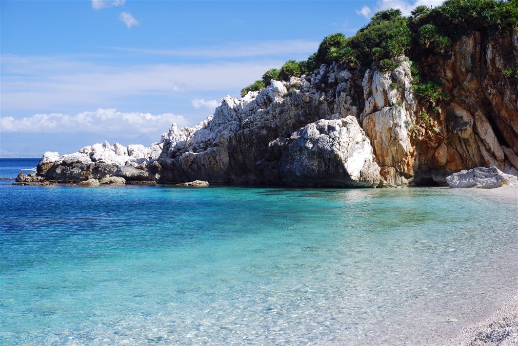 Sicilia, vicino ad una delle più belle spiagge d'Italia!