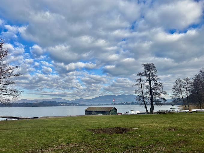 In Lombardia, su piccolo lago di charme